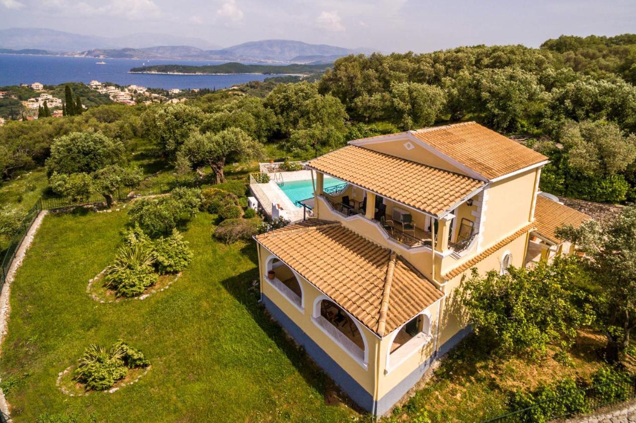 Villa Vingla By Villa Plus Kassiopi Bagian luar foto
